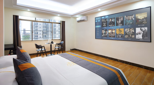 小鹿辰客酒店(儋州那大镇夏日广场店)