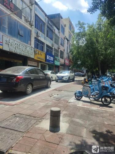 华尔顿酒店(儋州汽车站店)