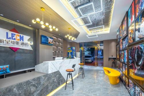 琼海丽呈电影酒店(万泉河环球春天广场店)
