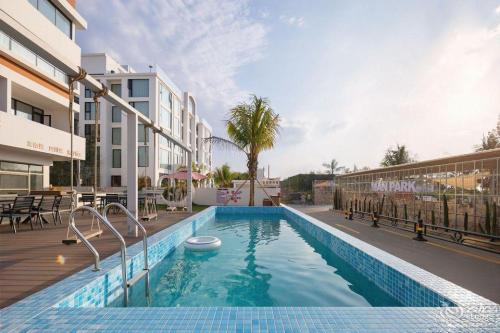 自游渡|Azure Coast·山海栖归海景度假酒店(荣山寮店)