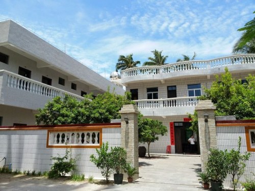 东郊椰园民宿(椰林湾路分店)