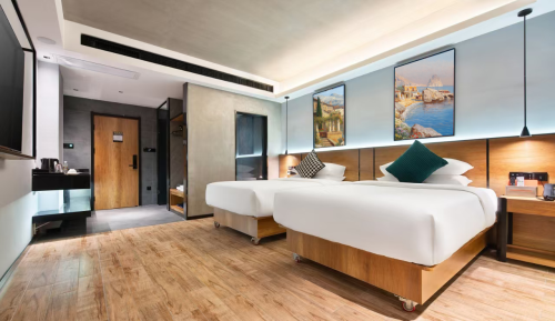Where to Stay in Dongfang: 希尔悦国际酒店(东方万达高铁站店) Hotel Guide (2026)