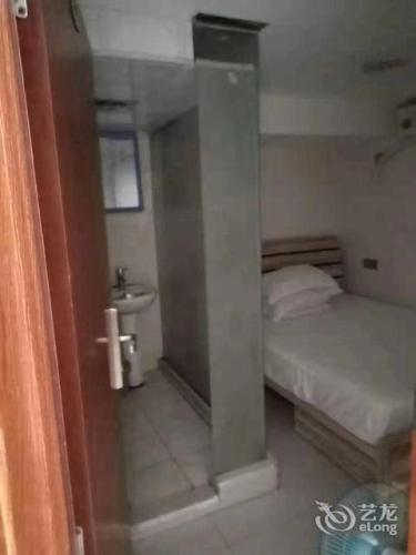 东方六一旅馆