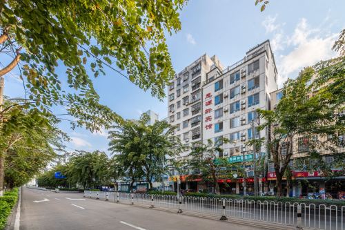 思源轩酒店(海口龙湖天街省公安厅店)
