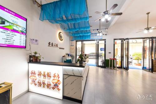 疍家云宿酒店(清水湾南湾猴岛店)