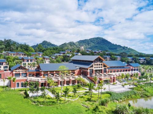 琼中福朋喜来登酒店