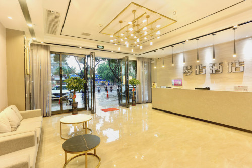 海口琴屿酒店(红城湖高铁东站店)