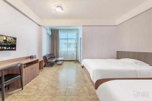 柏宁大酒店