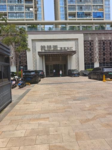 义华园温泉水汇(国际银座店)