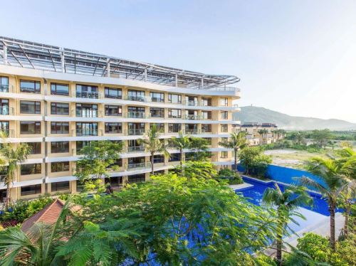 亚龙湾奥特莱斯浮水公寓(龙溪路分店)