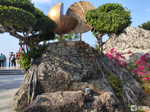 鹿回头观测哈雷彗星纪念标