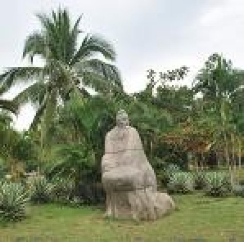 胡铨雕像