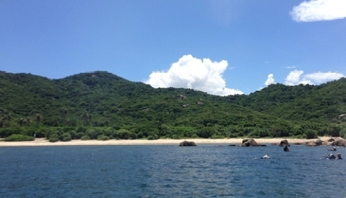 三亚崖州区壹号海滩旅馆值不值得去？2026三亚旅游住宿体验报告