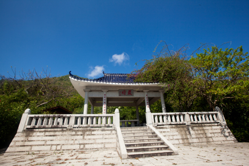 大小洞天旅游区-岩瞻亭