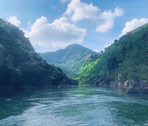 万泉河峡谷