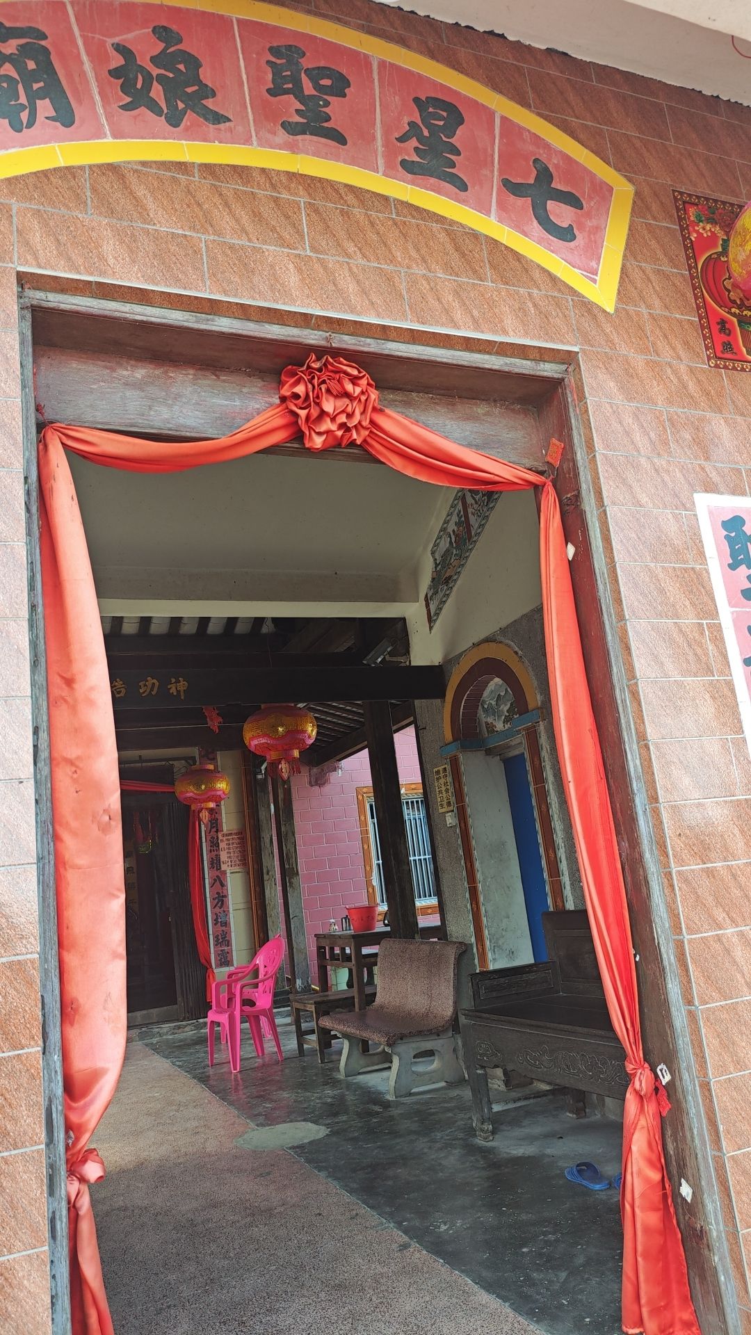 万宁春风十里LOFT精品民宿(万宁高铁站店)攻略：万宁必去景点与旅行贴士