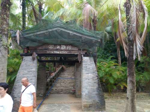 东方东方驰骋旅租攻略：东方必去景点与旅行贴士