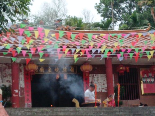 岭腰泰华庙