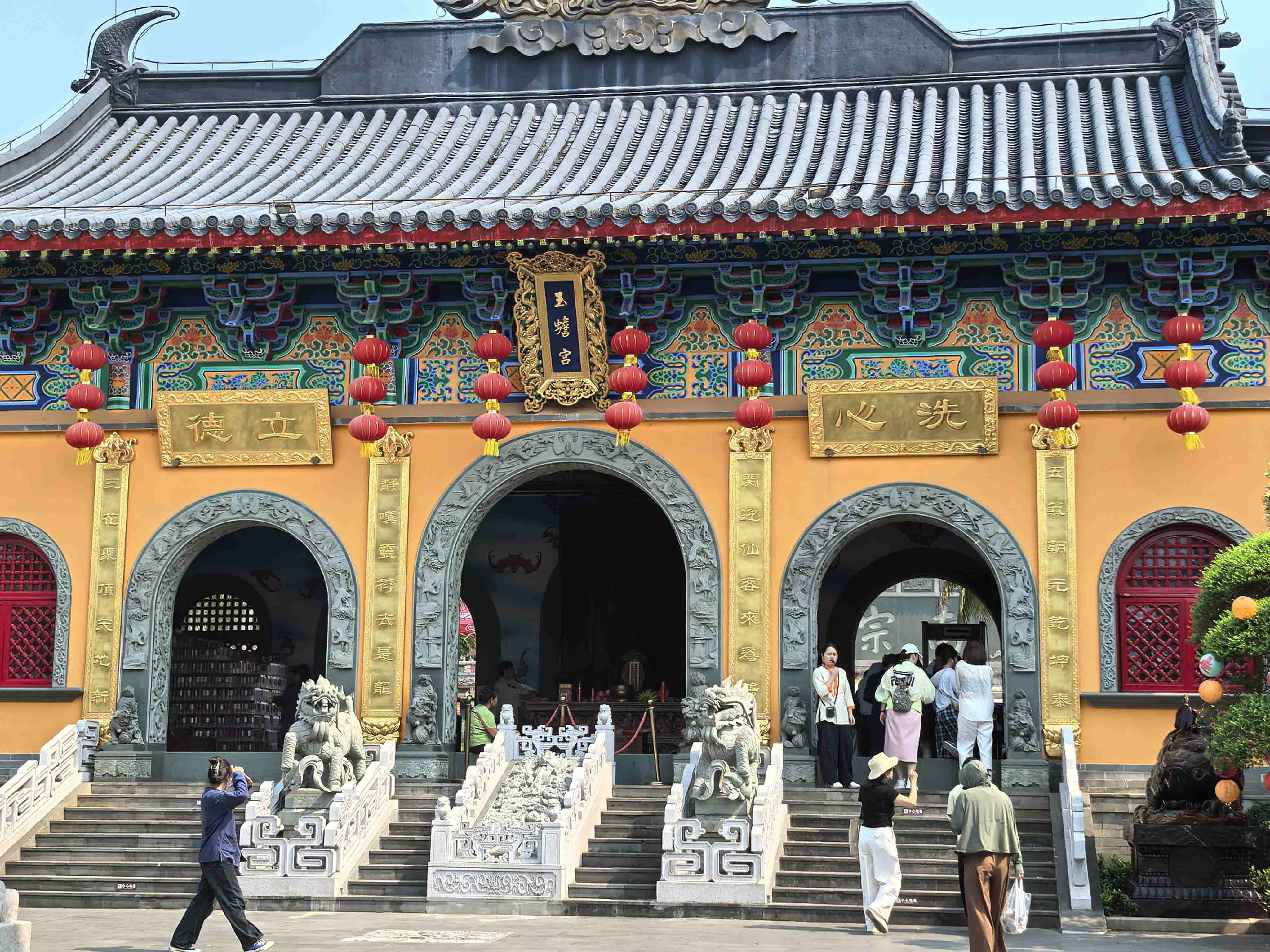 文笔峰盘古文化旅游区-玉蟾宫