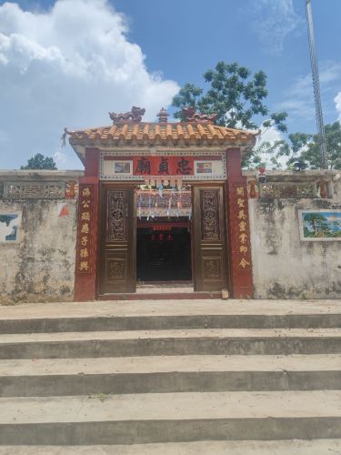 忠貞廟