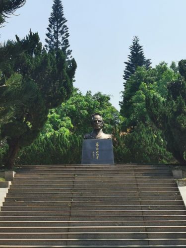 2026海口自由行攻略：从心语·纯女生青年旅舍(云洞图书馆店)出发的经典路线
