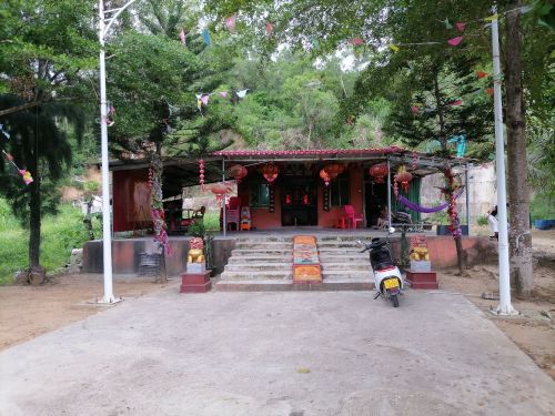 新港坡三圣庙