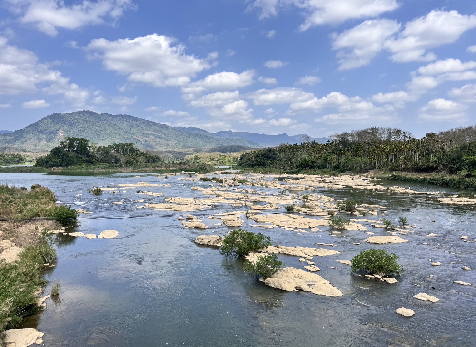 瓦爱鲁漂流