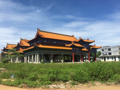 海南科技职业大学-孔子雕像