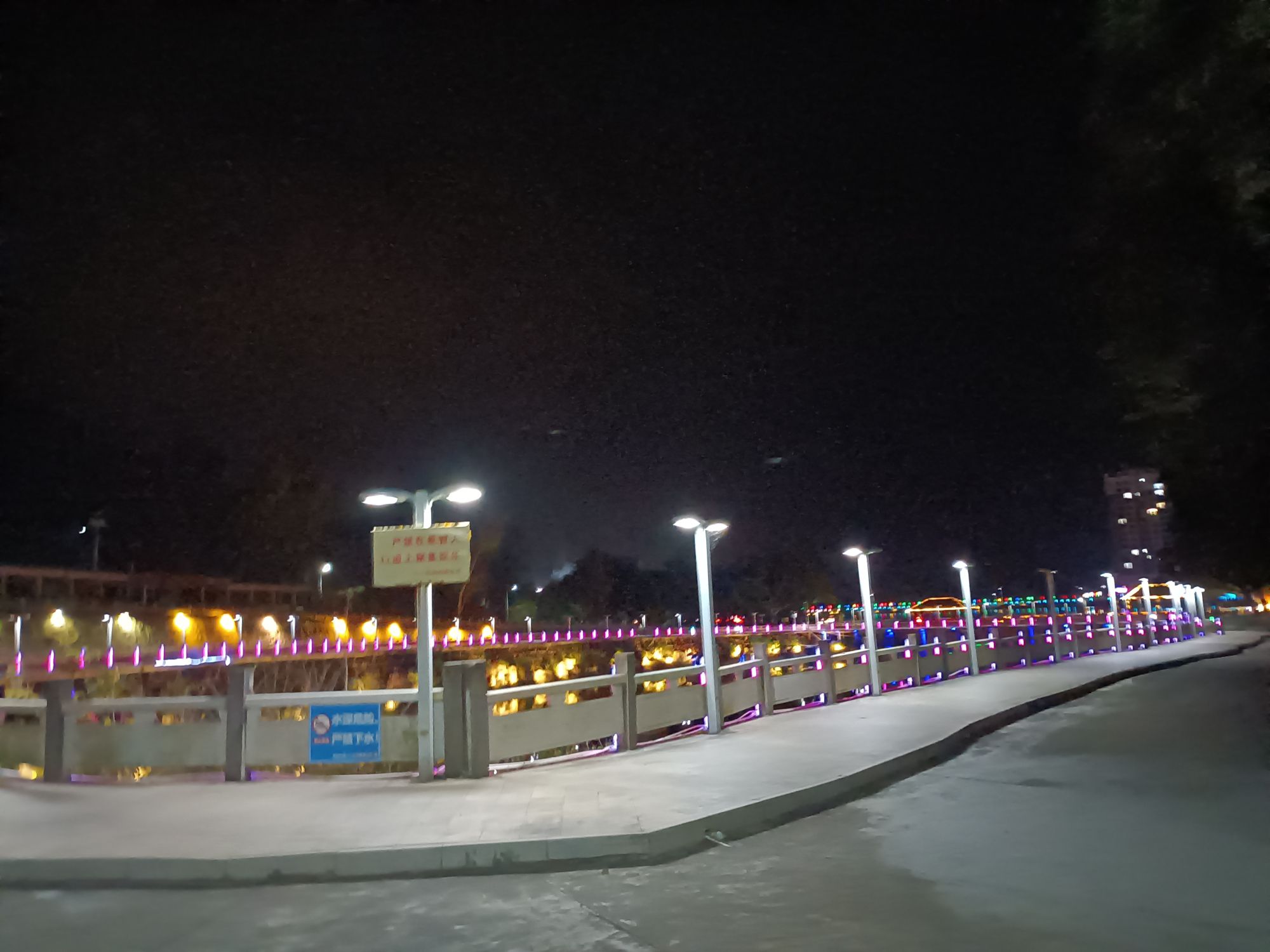 五指山之旅不可错过：茶香满院民宿深度体验指南（2026）