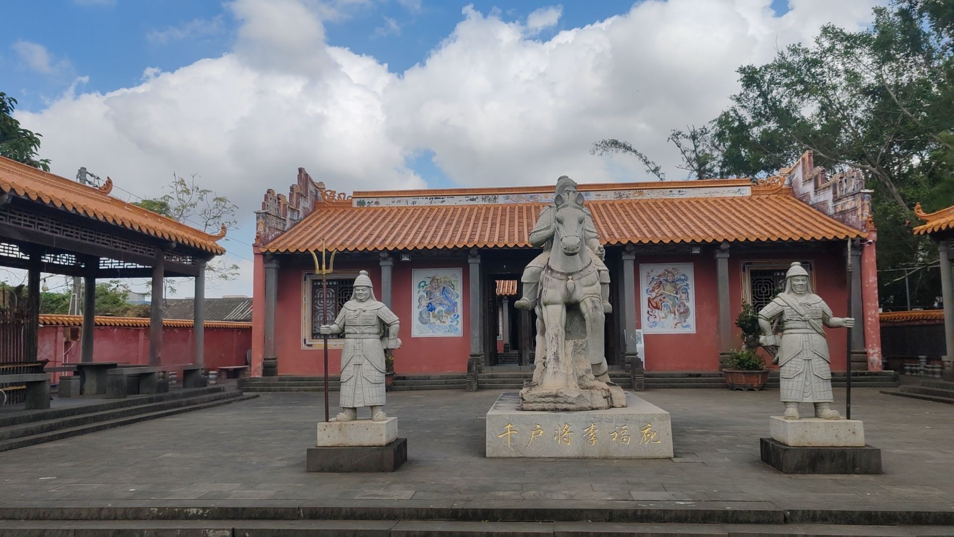 2026年万宁旅游必读：爱迪迦旅租店周边玩法推荐（202606181336）